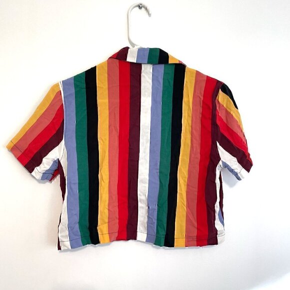 NEW NWT FOREVER 21 Rainbow Striped Short Sleeve Cropped Button Down Crop Top S - Picture 9 of 12